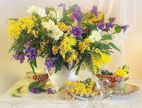 Без бренда «Букет из мимозы и колокольчиков в вазе» в Подольске в интернет-магазине  Без бренда «Букет из мимозы и колокольчиков в вазе» в Подольске